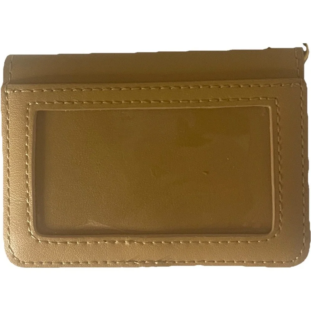 The Unbranded Brand unique hand